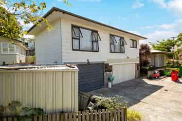 67 Ranui Street, Dinsdale