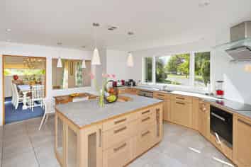 4 Logans Road, Swannanoa