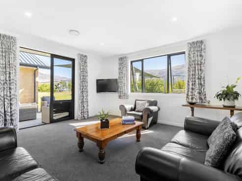 78 Pearson Road, Cromwell