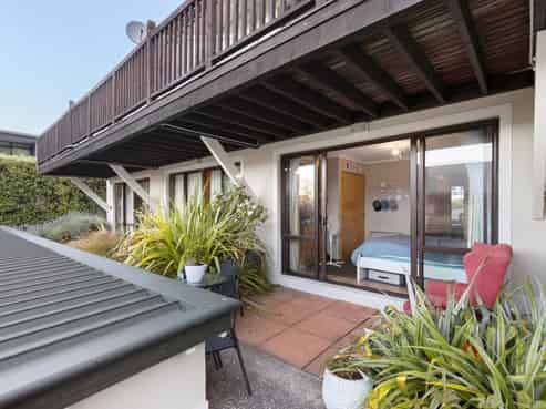 103 Aspen Apartments, 139 Fernhill Road, Fernhill/Sunshine Bay