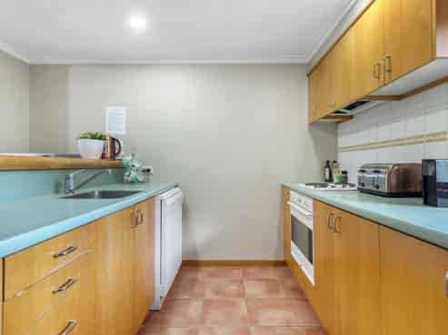 103 Aspen Apartments, 139 Fernhill Road, Fernhill/Sunshine Bay
