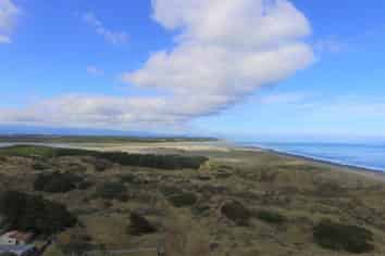 37 Marine Parade Sth, Foxton Beach