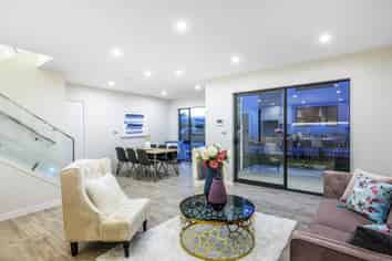 5/5 Scott Road, Hobsonville