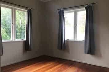 Auckland - Address withheld