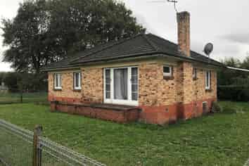 Auckland - Address withheld