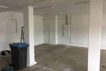 HIGH EXPOSURE RETAIL OR OFFICE OPPORTUNITY