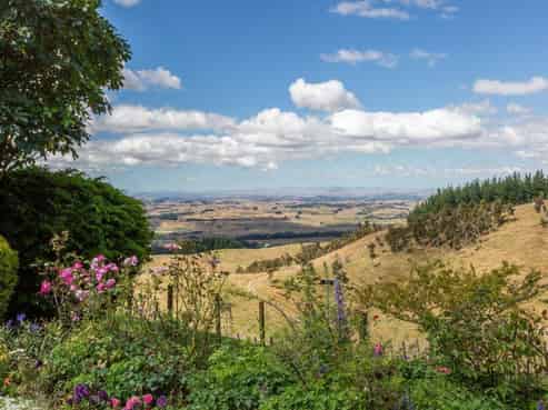 4288 Taihape Road, Waiwhare