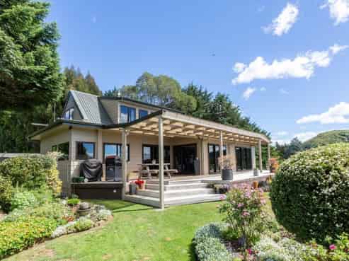 4288 Taihape Road, Waiwhare