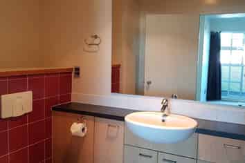 9/2 Atarangi Road, Greenlane