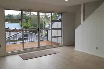 9/2 Atarangi Road, Greenlane