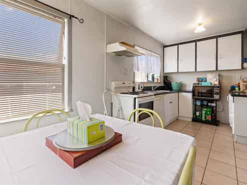 12A Reeve Road, Owhata