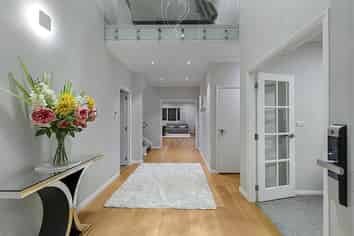 61 Bernard Magnus Lane, Greenhithe