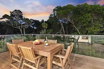 61 Bernard Magnus Lane, Greenhithe