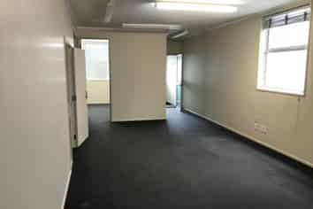 12 Macarthur Street - For lease