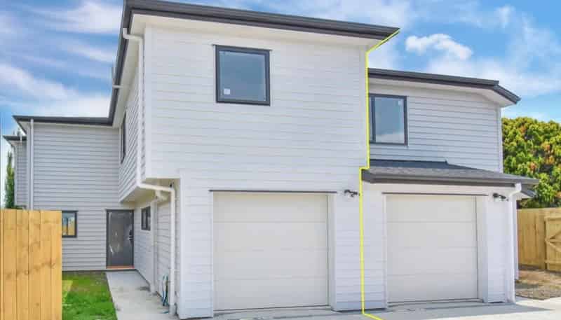 2/16 Romney Place, Manurewa