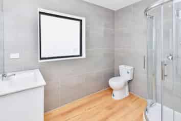 2/16 Romney Place, Manurewa