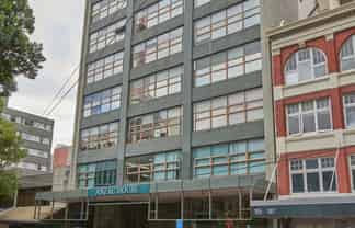 Office- occupy or add value - Offers over $400,000