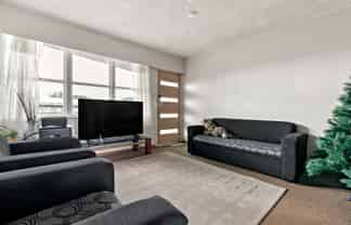 2/243A St George Street, Papatoetoe