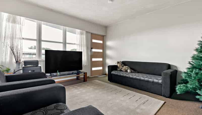 2/243A St George Street, Papatoetoe