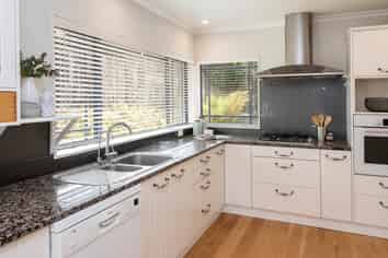 2/35 Clovelly Road, Bucklands Beach