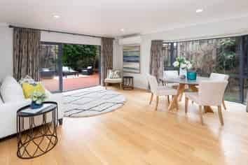 2/35 Clovelly Road, Bucklands Beach