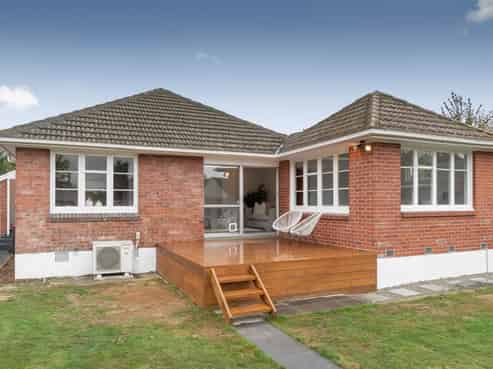 4 Allison Place, Shirley