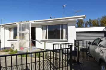 2/90 Balmoral Drive, Appleby