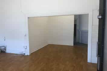 87 GREAT SOUTH ROAD, EPSOM