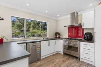 5 Tikitiki Lane, Russell