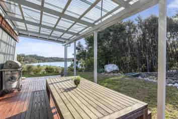 5 Tikitiki Lane, Russell