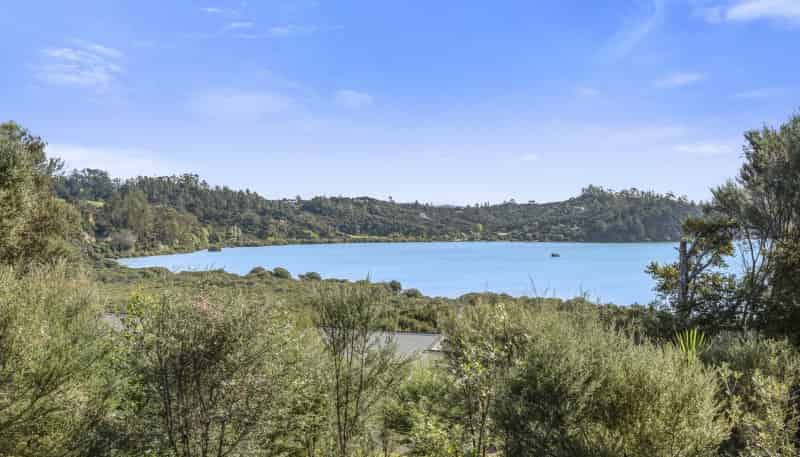 5 Tikitiki Lane, Russell