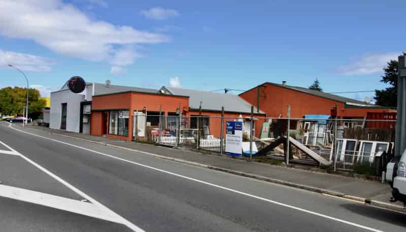 5, 6 and 9 West Street, Frankton