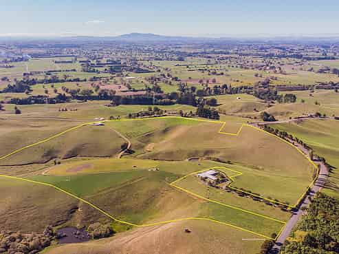 35 Grove Access Road, Te Pahu