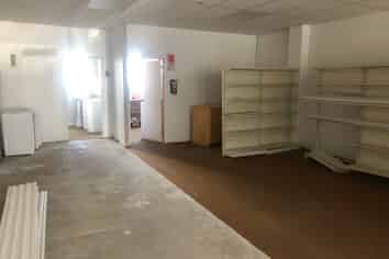 Retail space Birkenhead – 135m2