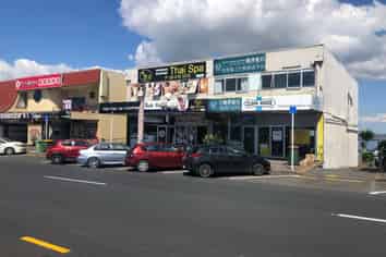 Retail space Birkenhead – 135m2