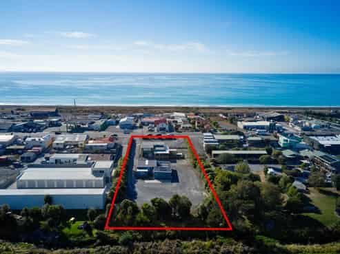 Prime location, for lease