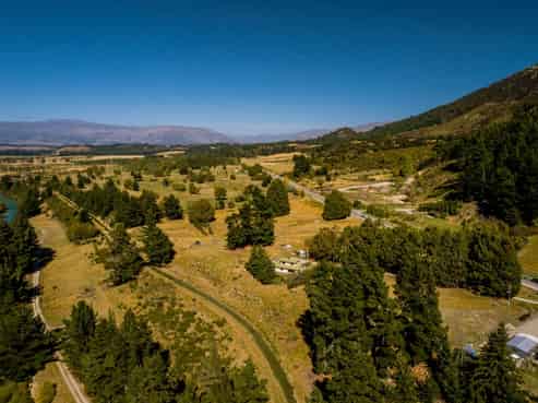 1172 Lake Hawea Albert Town Road, Lake Hawea