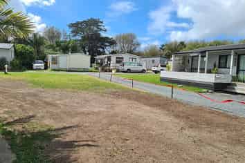 E5, 71 Moir Street, Mangawhai