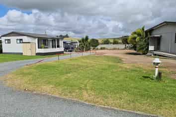 E5, 71 Moir Street, Mangawhai