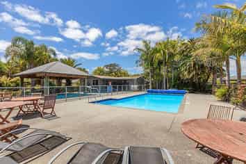 E5, 71 Moir Street, Mangawhai