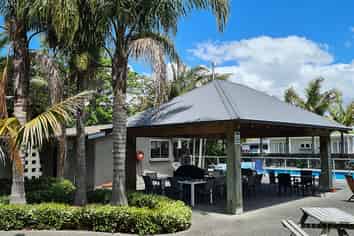 E4, 71 Moir Street, Mangawhai