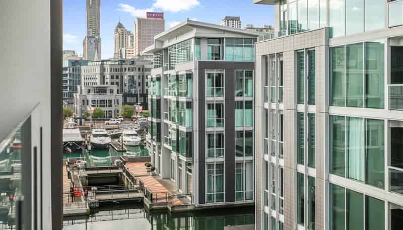 403/75 Halsey Street, 