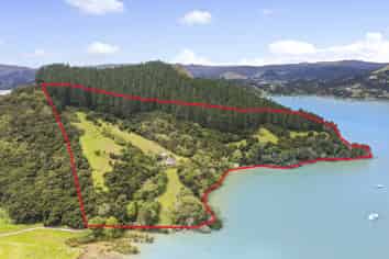 225 Okura Bay Road, Taupo Bay/Totara North
