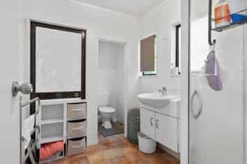 57 Hillcrest Road, Hillcrest