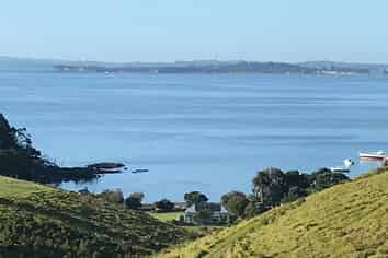 29 Ocean View Cres, Rakino Island