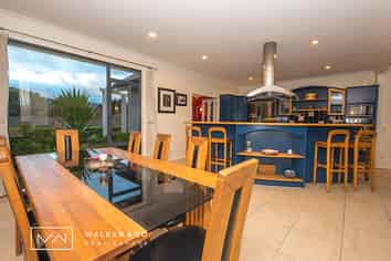 349C Main Road North, Brown Owl