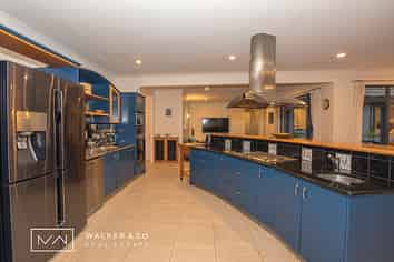 349C Main Road North, Brown Owl