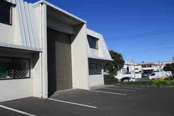 ROAD FRONT WAREHOUSE