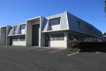 ROAD FRONT WAREHOUSE