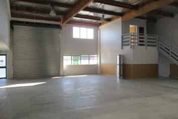 ROAD FRONT WAREHOUSE